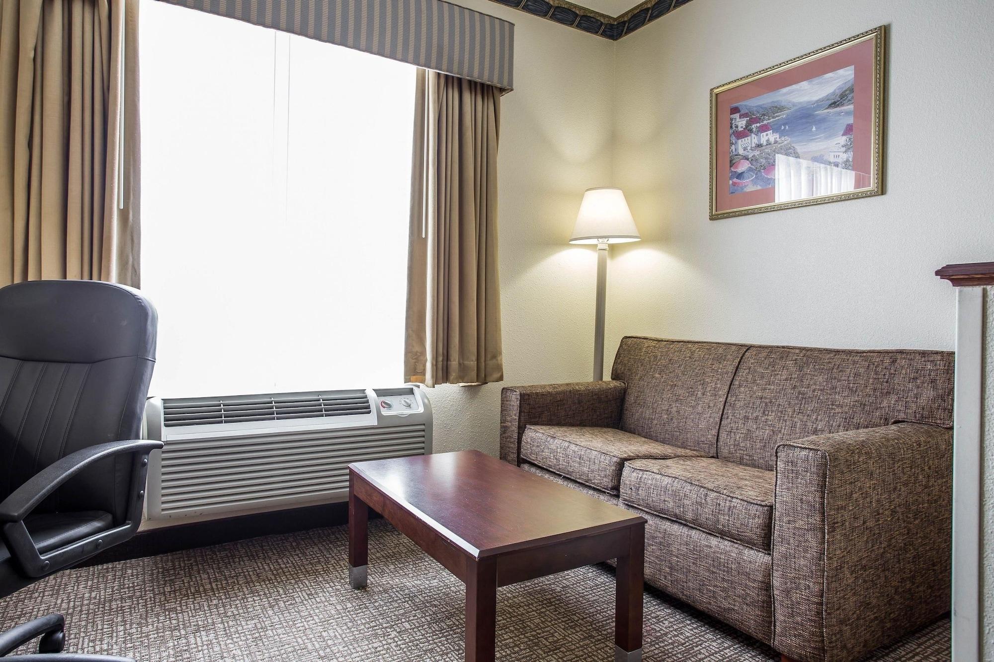 Comfort Inn & Suites Ftjackson Maingate Columbia Ngoại thất bức ảnh