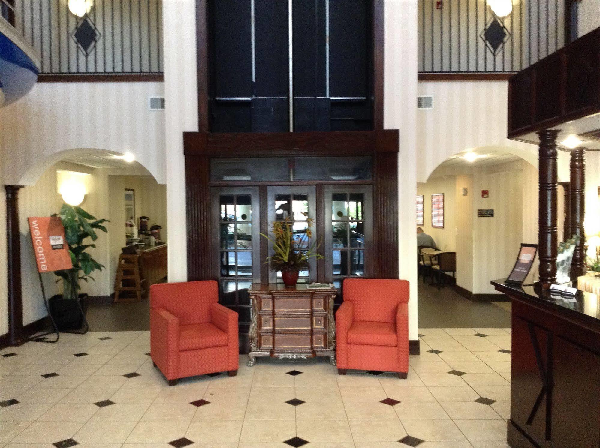 Comfort Inn & Suites Ftjackson Maingate Columbia Ngoại thất bức ảnh